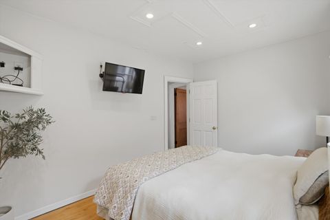 Tiny photo for 5340 W Agatite Avenue, Chicago, IL 60630 (MLS # 12601507)