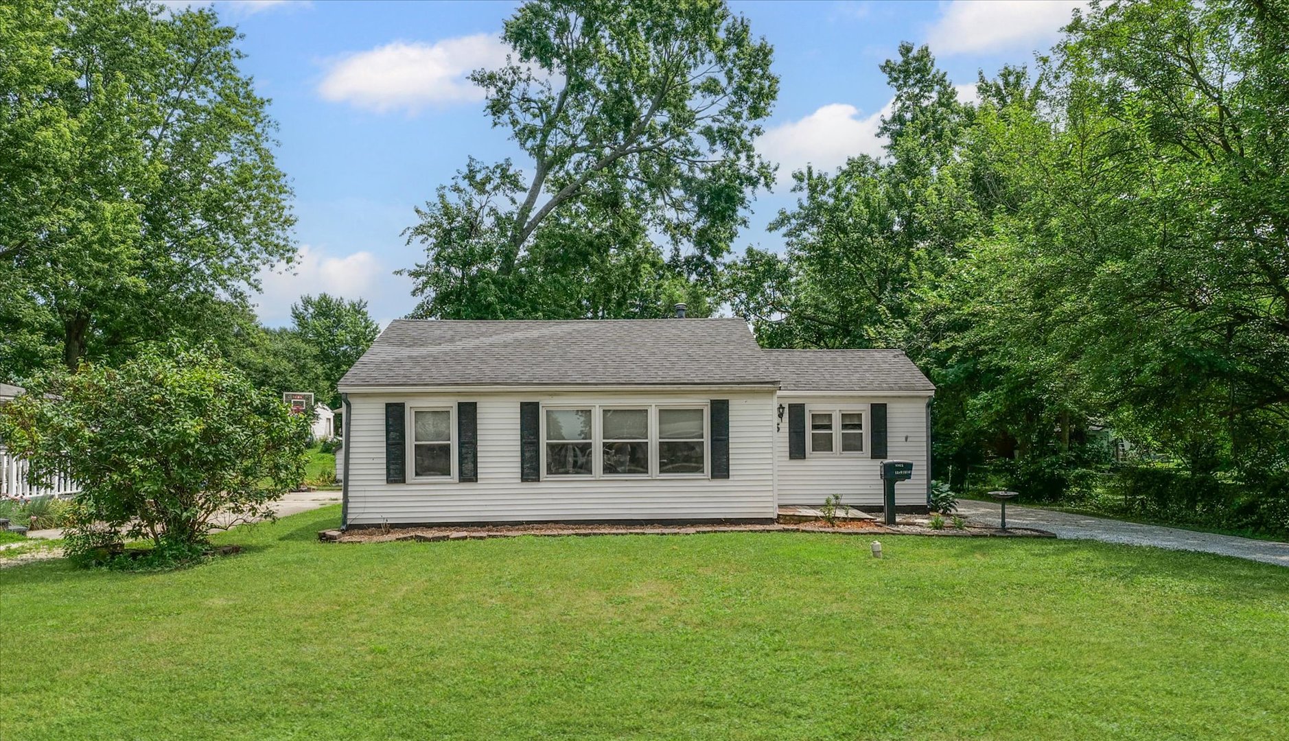 125 N Cherry Street