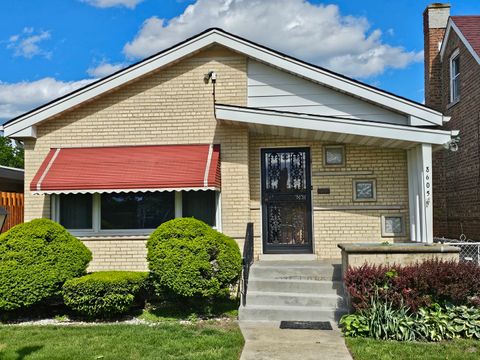 Photo of 8605 S Calumet Avenue, Chicago, IL 60619 (MLS # 12568665)