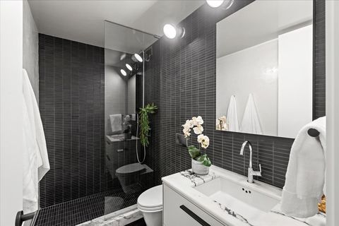 Tiny photo for 910 N Lake Shore Drive #1615, Chicago, IL 60611 (MLS # 12505741)