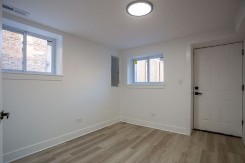 Tiny photo for 430 E 46th Street, Chicago, IL 60653 (MLS # 12515190)