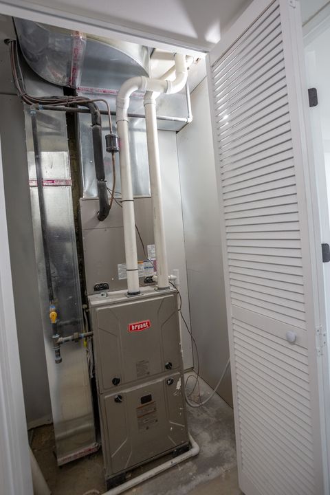 Tiny photo for 430 E 46th Street, Chicago, IL 60653 (MLS # 12515190)