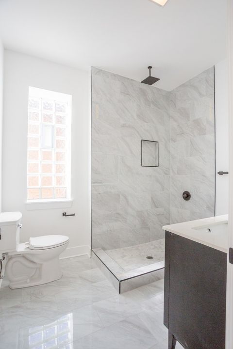 Tiny photo for 430 E 46th Street, Chicago, IL 60653 (MLS # 12515190)