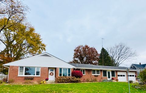 Photo of 118 W READER Street, Elburn, IL 60119 (MLS # 12514276)