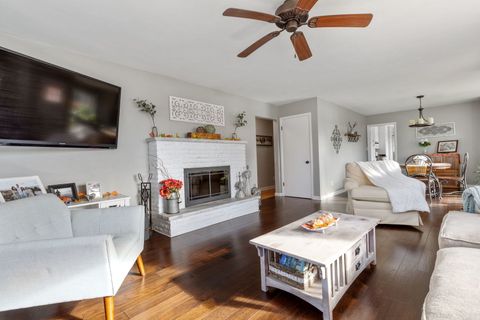 Tiny photo for 118 W READER Street, Elburn, IL 60119 (MLS # 12514276)