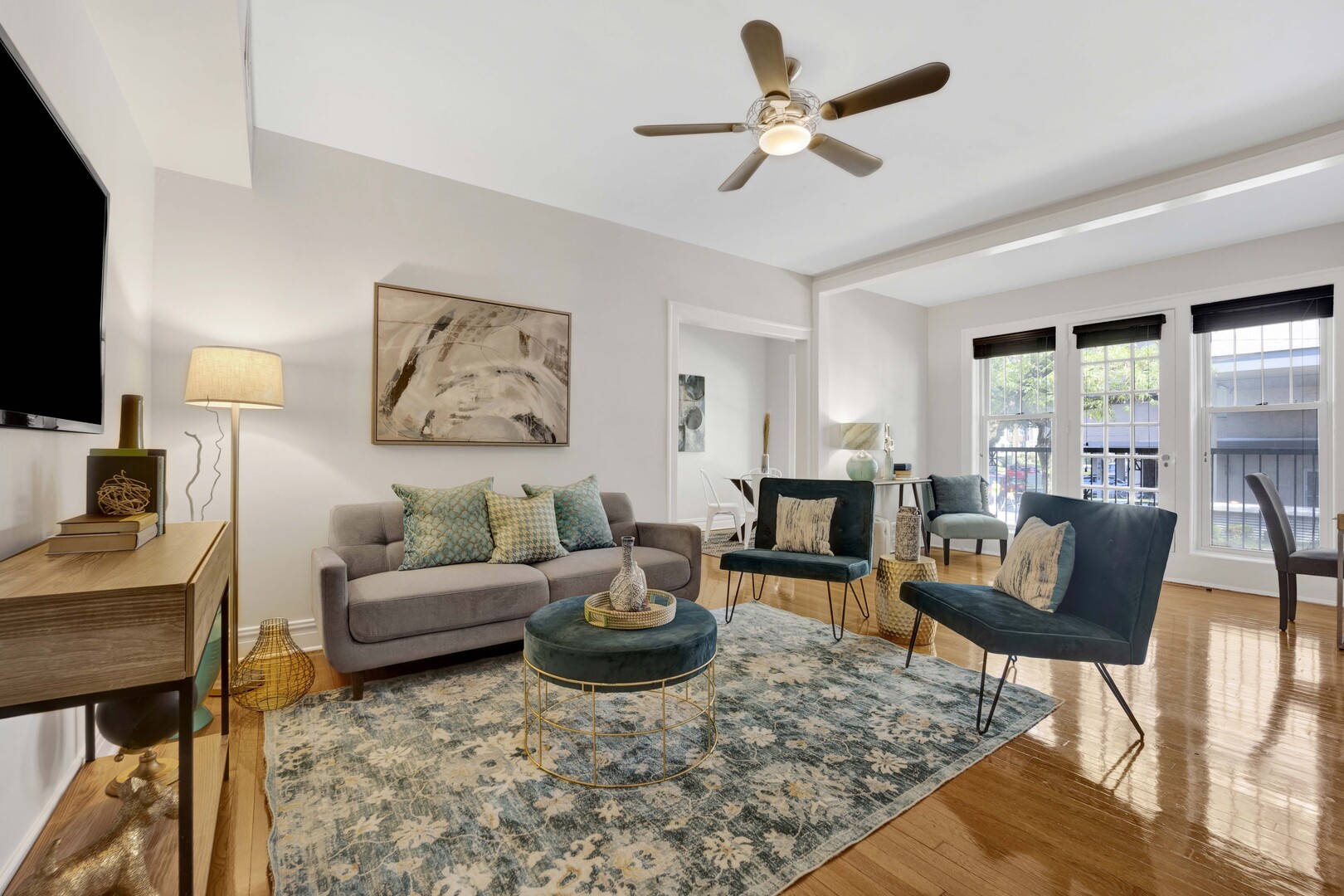 6257 N Sheridan Road 39