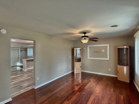 Tiny photo for 705 W Burbank Street, Harvard, IL 60033 (MLS # 12484755)