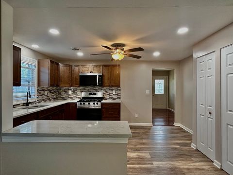 Tiny photo for 705 W Burbank Street, Harvard, IL 60033 (MLS # 12484755)