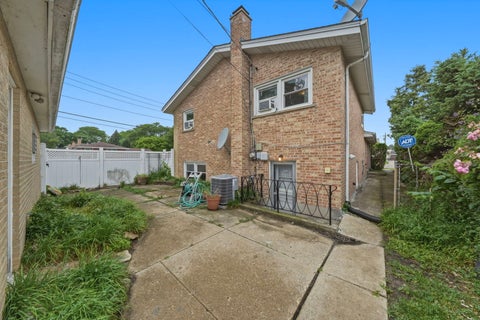 Tiny photo for 9137 Central Avenue, Morton Grove, IL 60053 (MLS # 12672074)