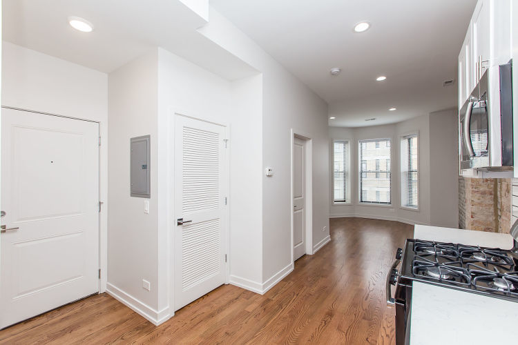 1008 W 18th Street 302