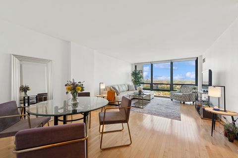 Tiny photo for 1636 N Wells Street #3008, Chicago, IL 60614 (MLS # 12447745)
