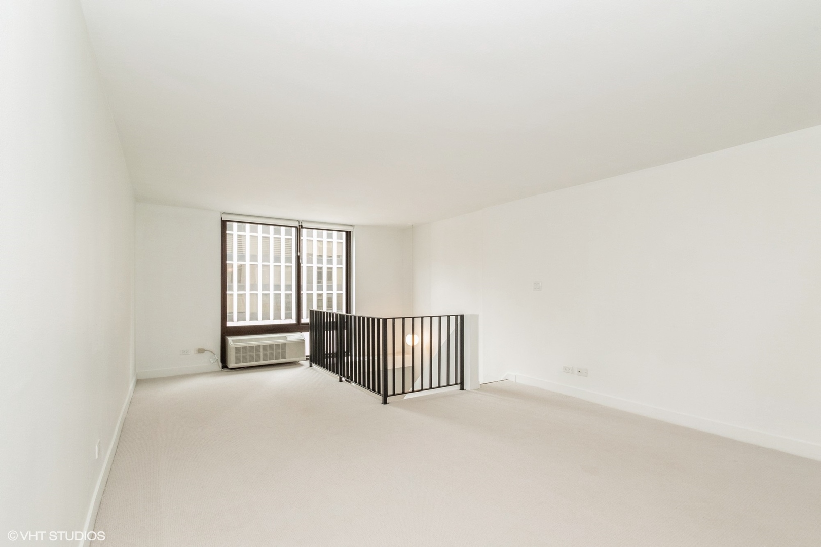 1221 N Dearborn Street 408N