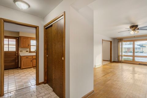 Tiny photo for 10801 S Tripp Avenue, Oak Lawn, IL 60453 (MLS # 12533040)