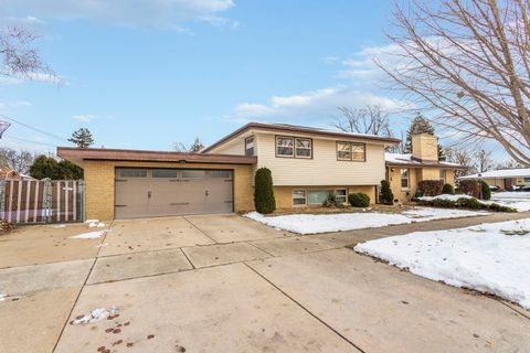 Tiny photo for 10801 S Tripp Avenue, Oak Lawn, IL 60453 (MLS # 12533040)