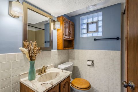 Tiny photo for 10801 S Tripp Avenue, Oak Lawn, IL 60453 (MLS # 12533040)