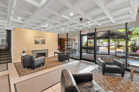Tiny photo for 2005 S Finley Road #212, Lombard, IL 60148 (MLS # 12715603)