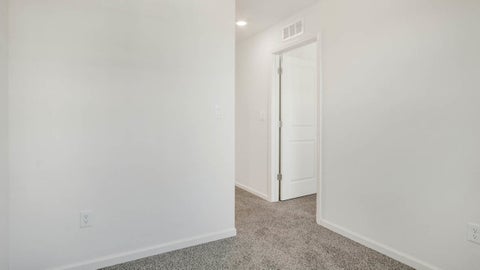Tiny photo for 2040 Yellowstone Boulevard, Mundelein, IL 60060 (MLS # 12762698)