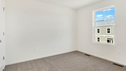 Tiny photo for 2040 Yellowstone Boulevard, Mundelein, IL 60060 (MLS # 12762698)