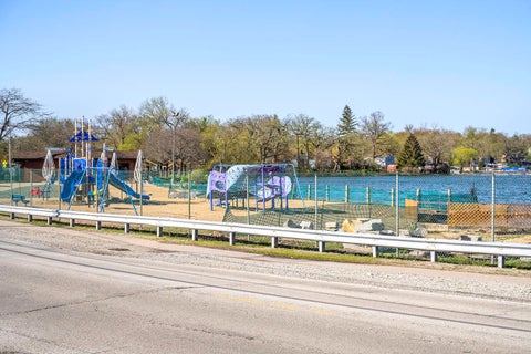Tiny photo for 2040 Yellowstone Boulevard, Mundelein, IL 60060 (MLS # 12762698)