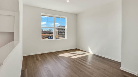 Tiny photo for 2040 Yellowstone Boulevard, Mundelein, IL 60060 (MLS # 12762698)