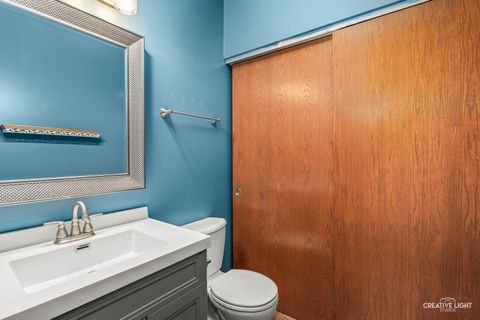 Tiny photo for 1602 Fieldstone Drive, Shorewood, IL 60404 (MLS # 12507962)