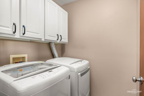 Tiny photo for 1602 Fieldstone Drive, Shorewood, IL 60404 (MLS # 12507962)