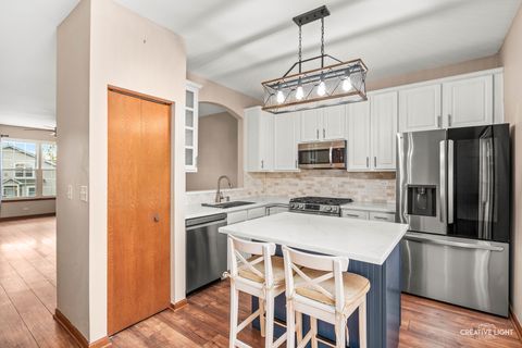 Tiny photo for 1602 Fieldstone Drive, Shorewood, IL 60404 (MLS # 12507962)