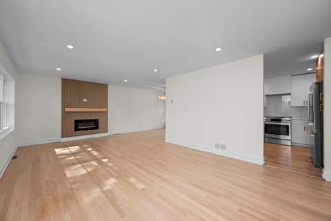 Tiny photo for 1024 Arbor Lane, Glenview, IL 60025 (MLS # 12704858)