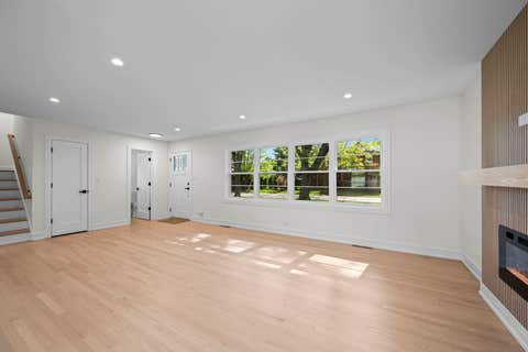 Tiny photo for 1024 Arbor Lane, Glenview, IL 60025 (MLS # 12704858)