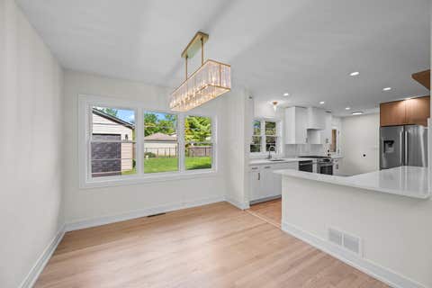 Tiny photo for 1024 Arbor Lane, Glenview, IL 60025 (MLS # 12704858)