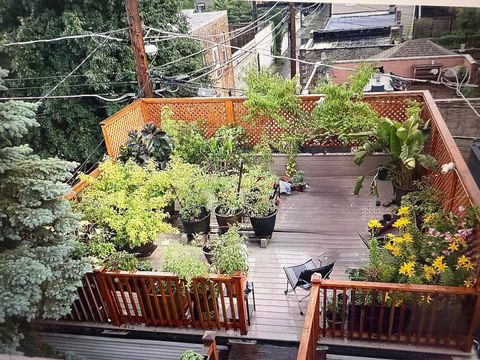 Tiny photo for 415 W Eugenie Street, Chicago, IL 60614 (MLS # 12518746)