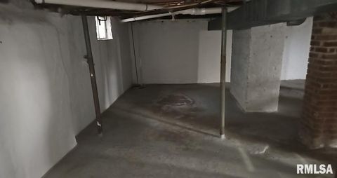 Tiny photo for 1122 MAPLE Street, Mt Vernon, IL 62864 (MLS # EB460676)