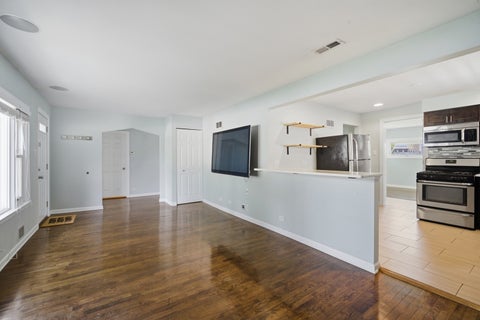 Tiny photo for 1522 N Hillside Avenue, Berkeley, IL 60163 (MLS # 12681021)