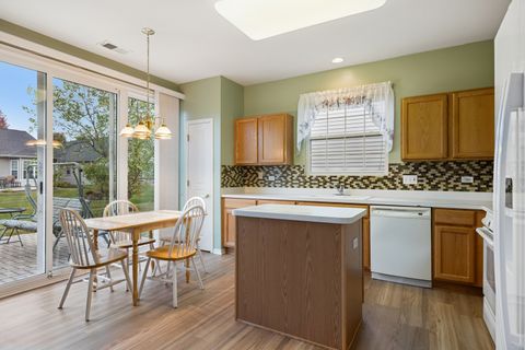 Tiny photo for 2596 Venetian Lane, Elgin, IL 60124 (MLS # 12488462)