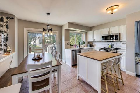 Tiny photo for 329 Sundance Drive, Bartlett, IL 60103 (MLS # 12469652)