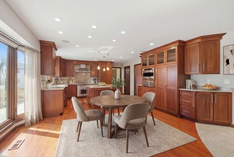 Tiny photo for 9 Equestrian Way, Lemont, IL 60439 (MLS # 12585633)