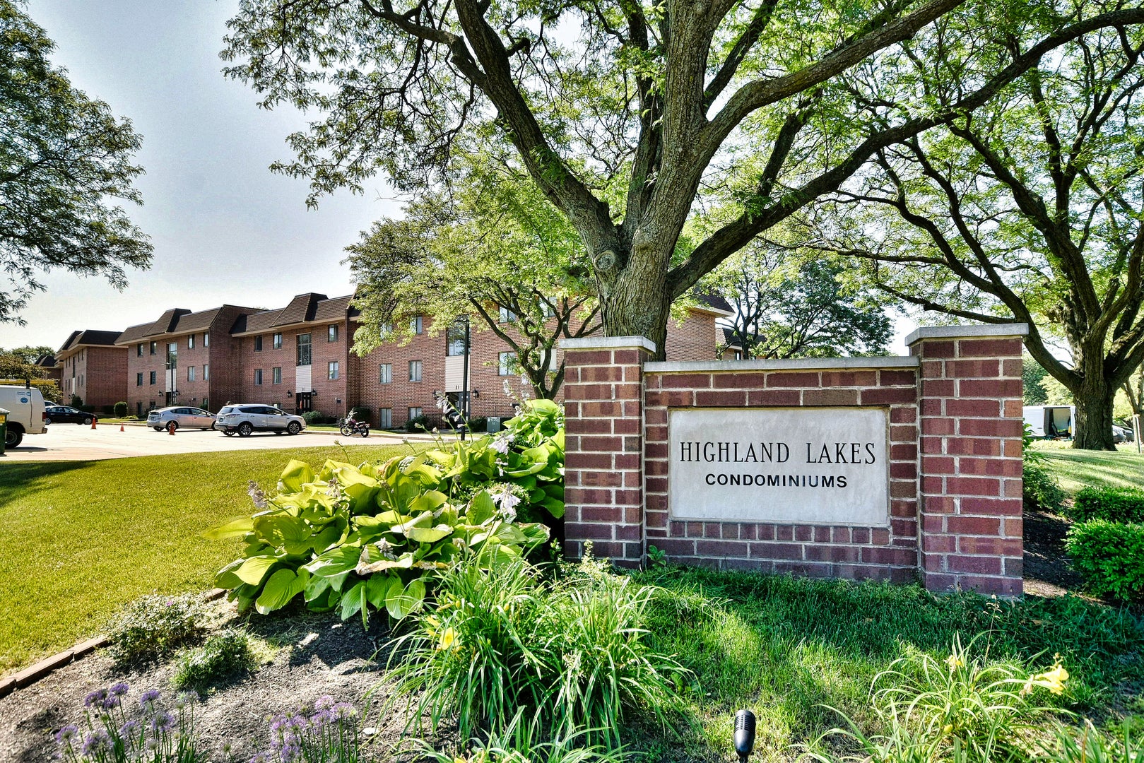 41 E JANATA Boulevard 1B
