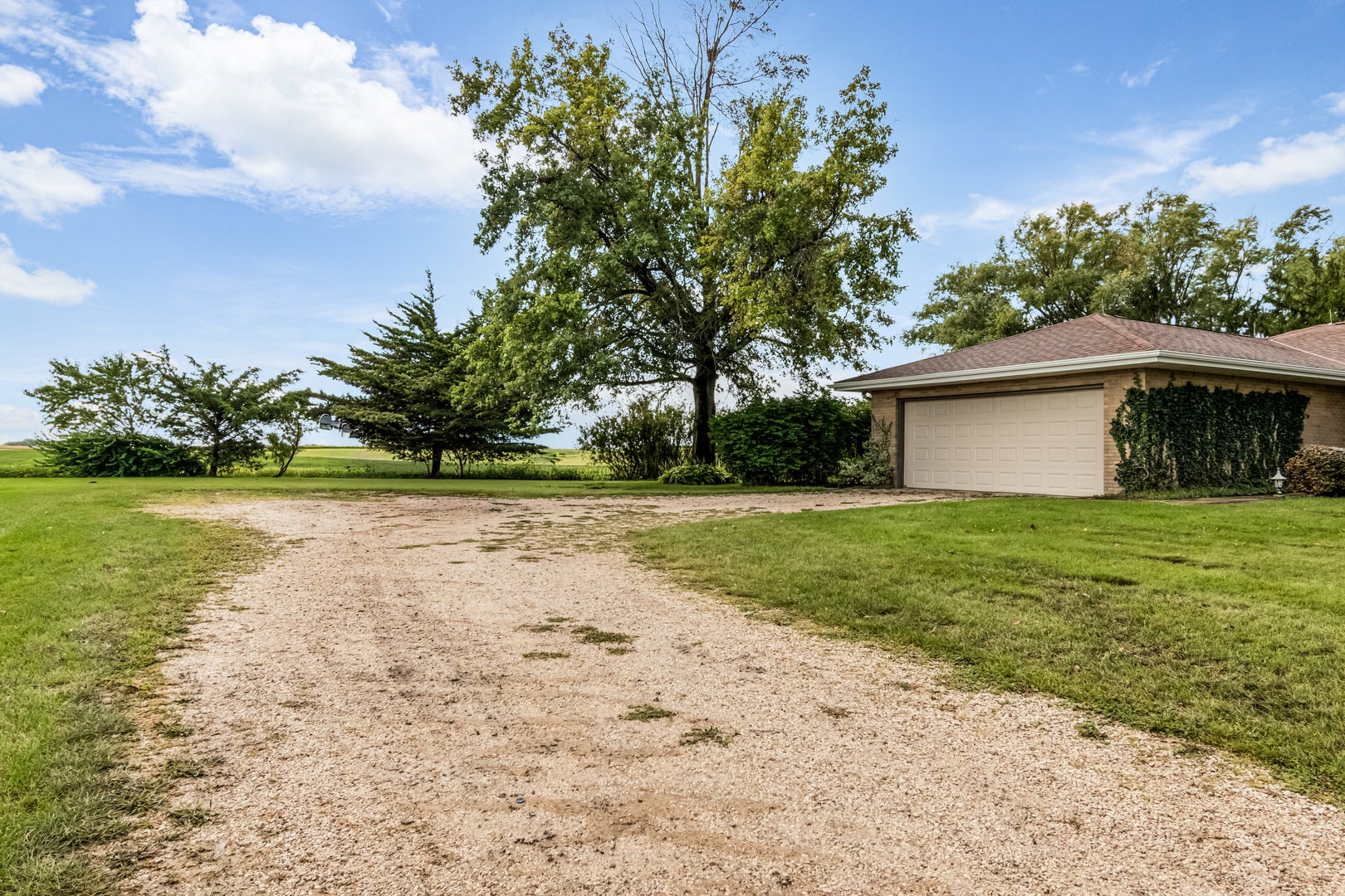 23892 E 2700 North Road
