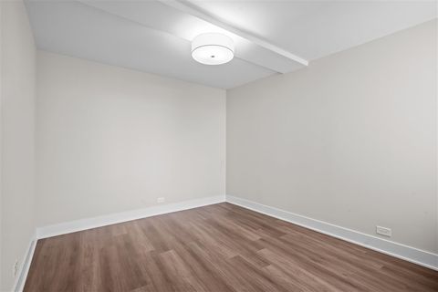 Tiny photo for 1500 Sheridan Road #4A, Wilmette, IL 60091 (MLS # 12494660)