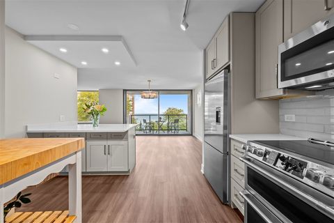 Tiny photo for 1500 Sheridan Road #4A, Wilmette, IL 60091 (MLS # 12494660)