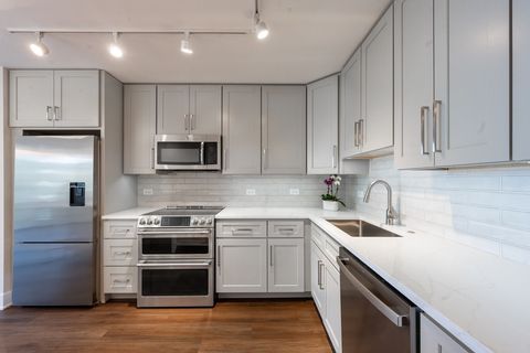 Tiny photo for 1500 Sheridan Road #4A, Wilmette, IL 60091 (MLS # 12494660)