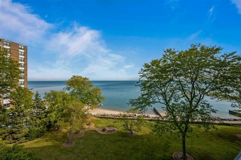 Tiny photo for 1500 Sheridan Road #4A, Wilmette, IL 60091 (MLS # 12494660)