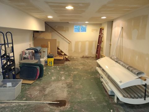 Tiny photo for 682 Willard Street, Galesburg, IL 61401 (MLS # 12508194)