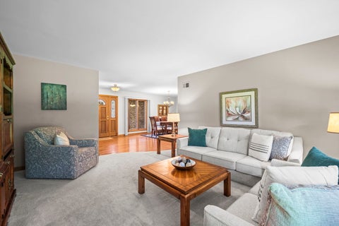 Tiny photo for 907 N Quentin Road, Palatine, IL 60067 (MLS # 12696803)