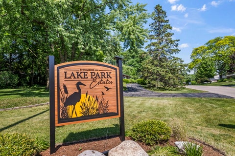 Tiny photo for 907 N Quentin Road, Palatine, IL 60067 (MLS # 12696803)