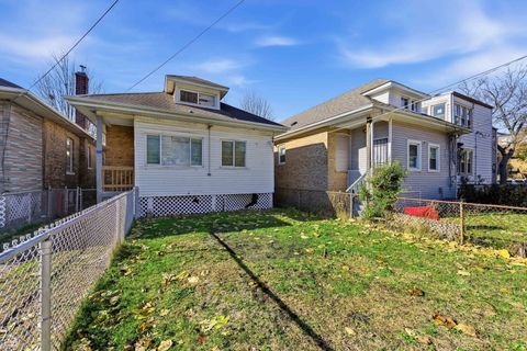 Tiny photo for 8111 S Manistee Avenue, Chicago, IL 60617 (MLS # 12567174)