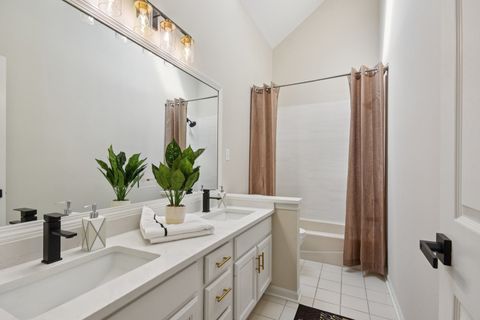 Tiny photo for 1123 Thackery Lane, Naperville, IL 60564 (MLS # 12467229)