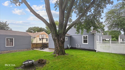 Tiny photo for 1119 Charles Street, Ottawa, IL 61350 (MLS # 12738851)