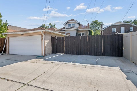 Tiny photo for 1223 Edmer Avenue, Oak Park, IL 60302 (MLS # 12734461)