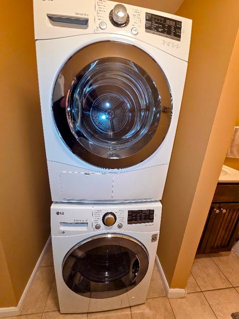 Tiny photo for 505 Redondo Drive #504, Downers Grove, IL 60516 (MLS # 12717811)